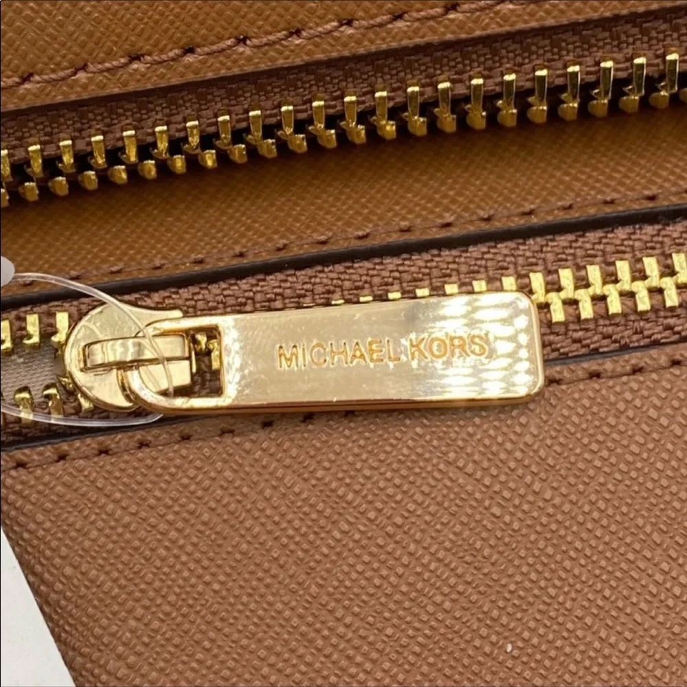 Michael Kors Charlotte Tote & Wallet Set